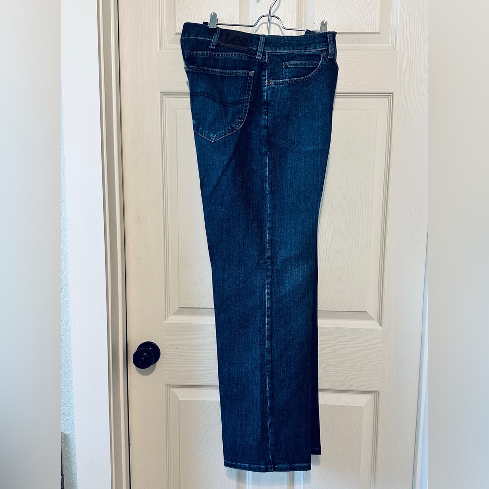 Lee Men's Straight-Leg Dark Blue Jeans